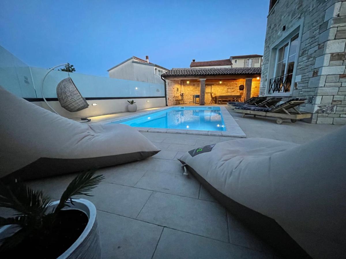 Villa Aurelia - 4 Sterne mit privatem Pool&Meerblick Kavran Exterior foto